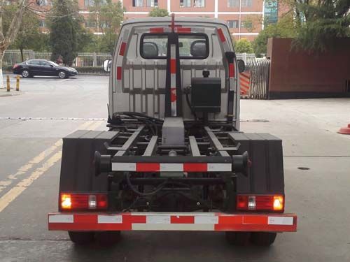 CSC5034ZXXSC型勾臂式垃圾車
