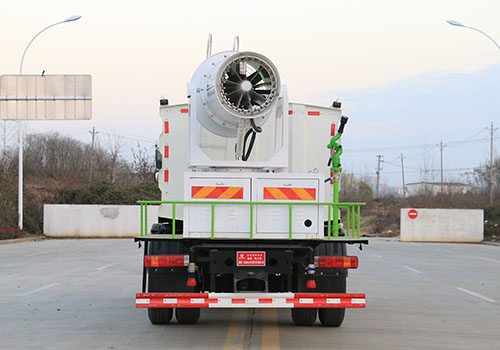 KLF5181TDYB6型多功能抑塵車